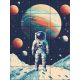 Csempekép űrhajóssal idegen bolygón, színes planéták előtt – sci-fi dekorcsempe