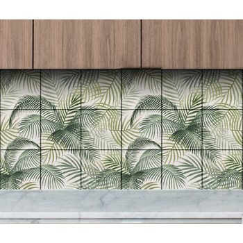 Pálmaleveles csempekép világos háttérrel, trópusi stílusú dekorcsempe