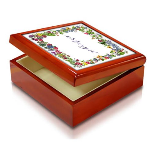  A gift box with a floral pattern